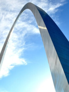 cropped-St.-Louis-Arch.jpg